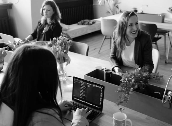 3 women working together